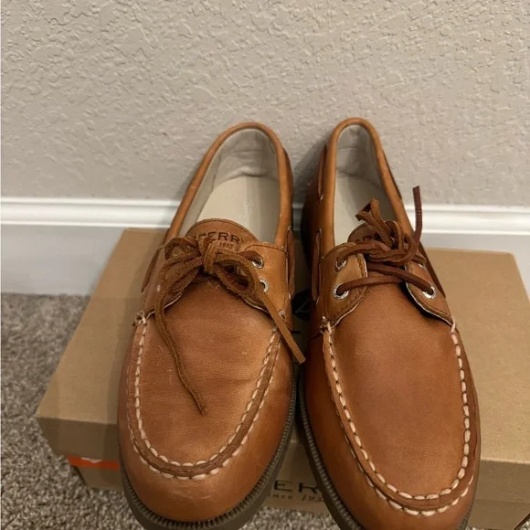 Sperry Women’s Boat Shoes - Picture 2 of 6